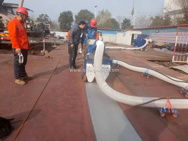 拋丸機去除鋼板的銹跡