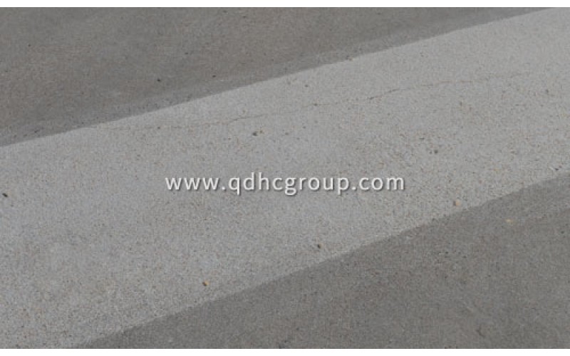 使用路面拋丸設(shè)備將可有效減少車輛事故的發(fā)生